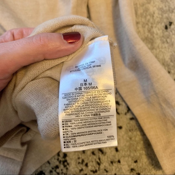 100% Merino Wool Sweater, Sz Medium, Tan Only - Picture 9 of 9